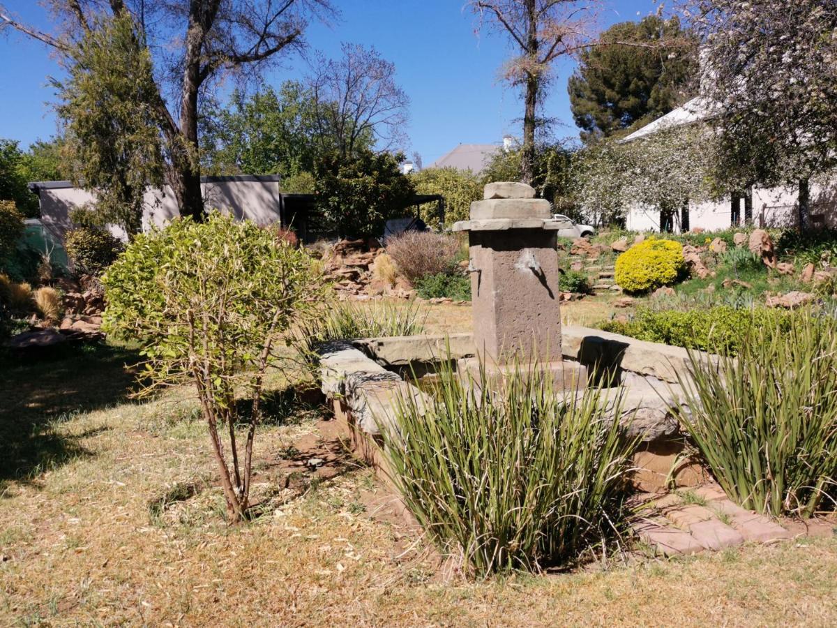 Lucolo Palace B&B Aliwal North Extérieur photo