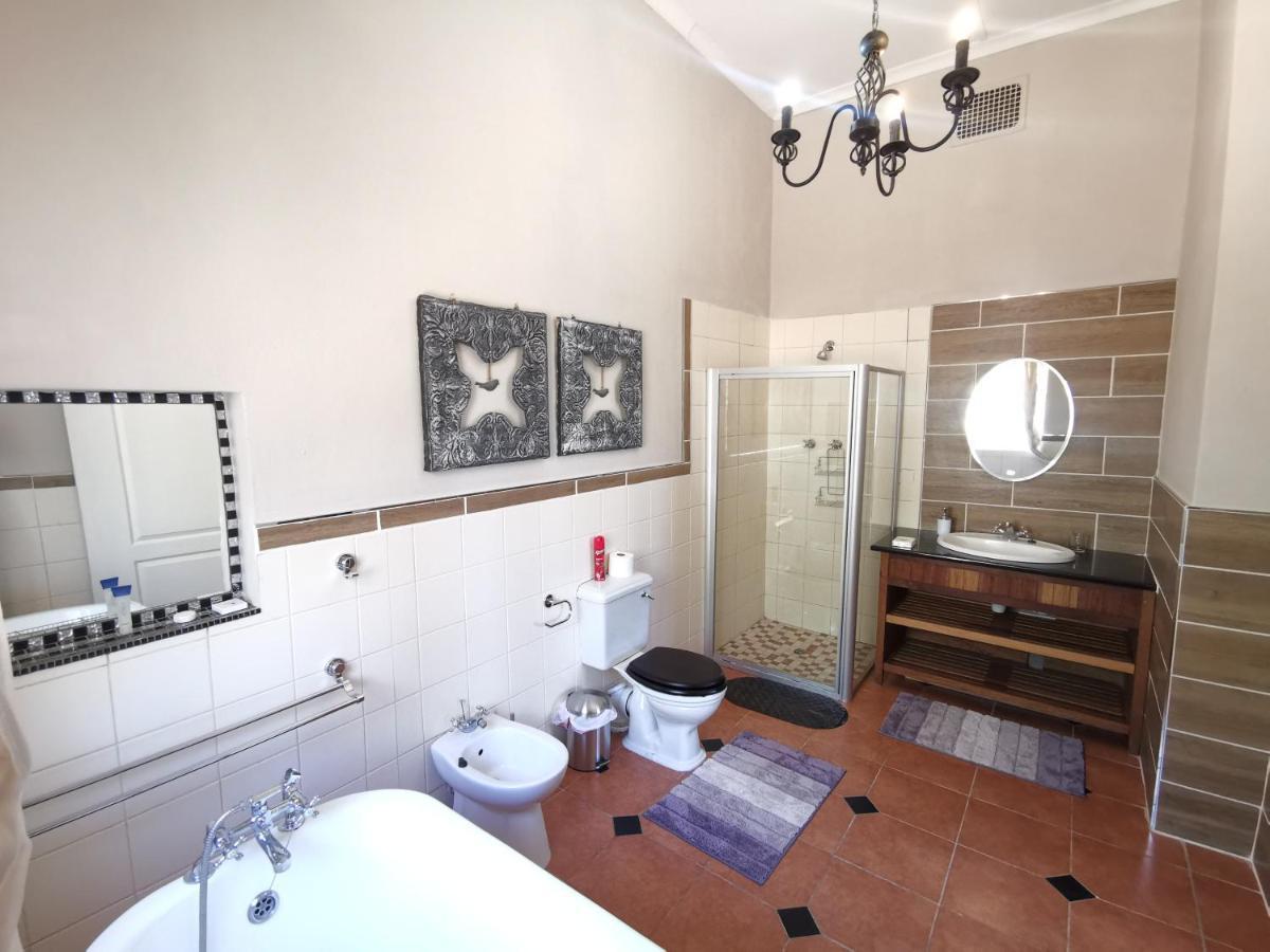 Lucolo Palace B&B Aliwal North Extérieur photo