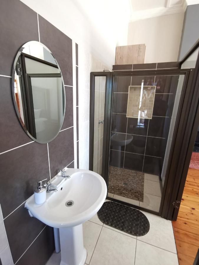 Lucolo Palace B&B Aliwal North Extérieur photo